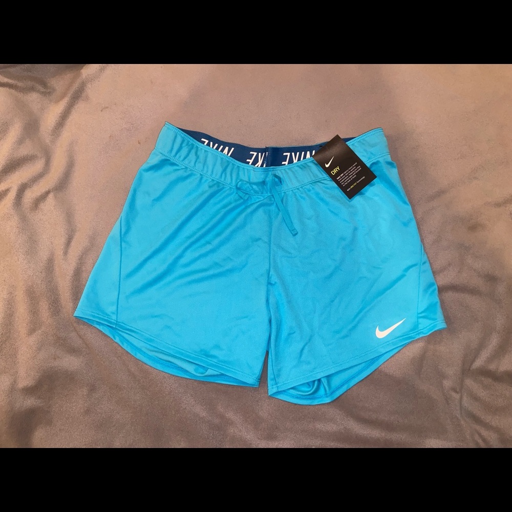 Nike Dry Shorts, size small, NWT